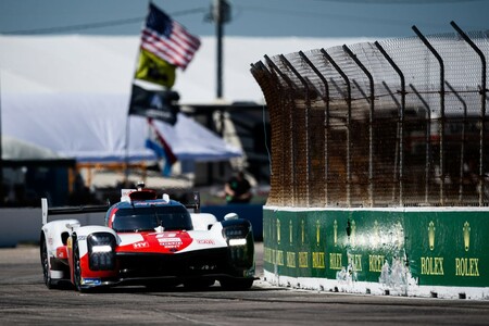 Ulepszona Toyota GR010 HYBRID na sezon 2023 w FIA WEC