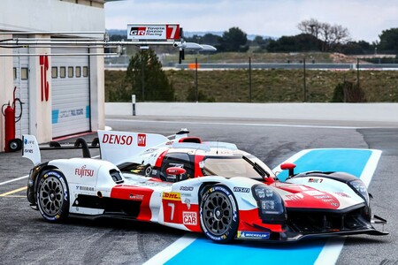 Ulepszona Toyota GR010 HYBRID na sezon 2023 w FIA WEC