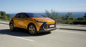 C-HR 2023