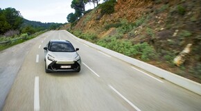 C-HR 2023