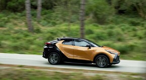 C-HR 2023