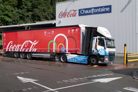 Toyota z Coca-Colą i Air Liquide testuje ciężarówkę z wodorowymi ogniwami paliwowymi