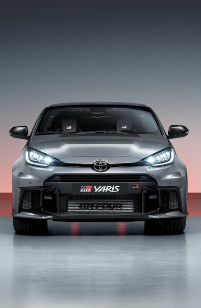 Toyota GR Yaris nadal dostępna w sprzedaży. Większość klientów wybiera hot-hatcha z nową skrzynią automatyczną GAZOO Racing Direct