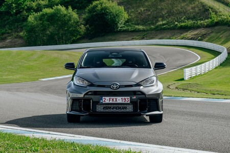 Ostatnie Toyoty GR Yaris z rocznika 2024 u dilerów. Hot-hatch z silnikiem o mocy 280 KM dostępny od ręki