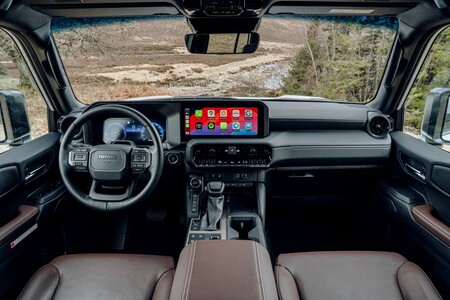Nowa Toyota Land Cruiser już w Polsce. Pierwsze auta wkrótce u klientów