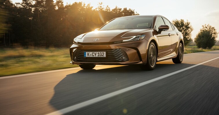 Press kit - Nová Toyota Camry: Pohodlí a hospodárné cestování