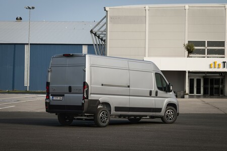 Zcela nová Toyota Proace Max přináší všestrannost a široké možnosti volby