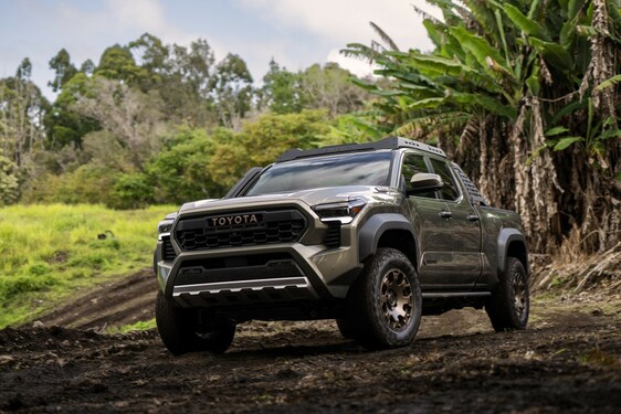 Toyota Tacoma 2024 z mocnym, hybrydowym napędem i wersją wyprawową