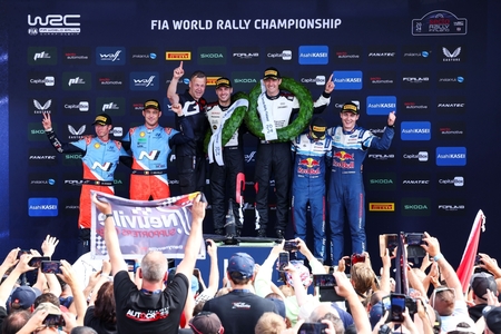 Sébastien Ogier v dramatickom finále domáceho podujatia Rely Fínsko vybojoval víťazstvo tímu TOYOTA GAZOO Racing World Rally Team