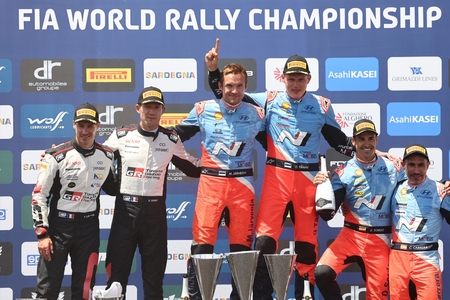 Rallye Sardinie: V dramatickému závěru skončila Toyota druhá