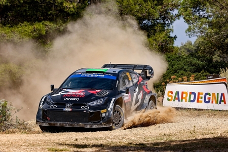 Rallye Sardinie: V dramatickému závěru skončila Toyota druhá