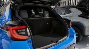 Yaris a Yaris Cross Praga - local foto