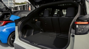 Yaris a Yaris Cross Praga - local foto