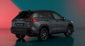 Corolla Cross  2025