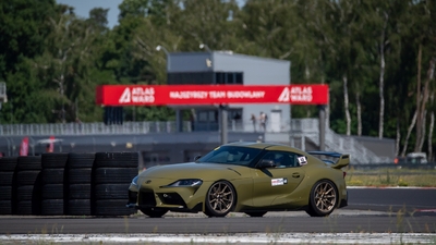 Rywalizacja na torze Silesia Ring w 2. rundzie TOYOTA GR CUP