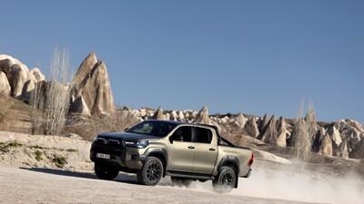 Toyota Hilux w wersji Executive i pakietem Sport. Ostatnie egzemplarze z korzyścią przekraczającą 45 tys. zł netto