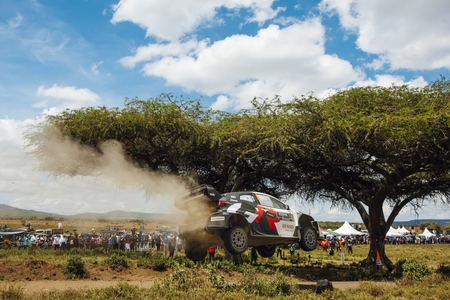 Evans zajistil týmu TOYOTA GAZOO Racing páté vítězství na Safari rallye v řadě