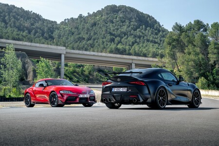 Toyota GR Supra przesuwa granice osiągów. Limitowane wersje specjalne A90 Final Edition oraz Lightweight EVO