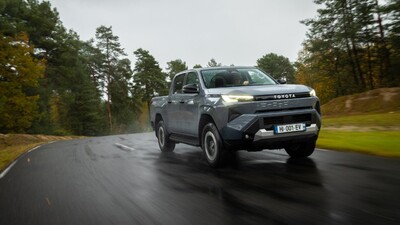 Elektrická Toyota Hilux míří do Česka, předprodej začal. Jaké jsou české ceny?