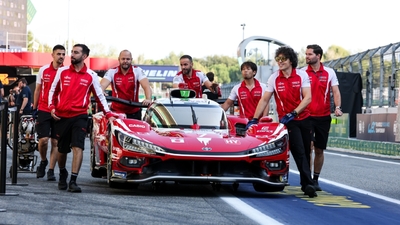 TOYOTA RACING walczy o dwa tytuły w Hiszpanii