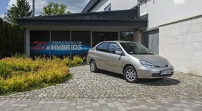 Już 20 milionów zelektryfikowanych samochodów Toyoty