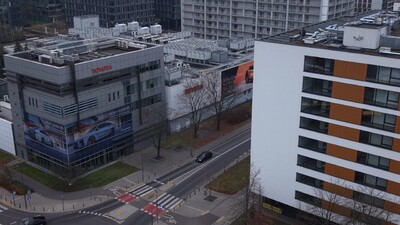 35 lat Toyoty w Polsce. Solidne fundamenty i złota dekada lidera rynku