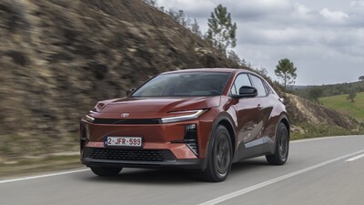 Látvány és tér kompromisszumok nélkül: ez a Toyota C-HR+