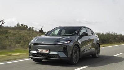 Az új Toyota C-HR+: látványos formák és első osztályú BEV képességek