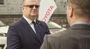 Nejlepším prodejcem značky Toyota v Česku podle doporučení zákazníků je pro rok 2020 společnost Dolák České Budějovice