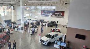 Toyota v Uherském Hradišti otevřela největší autosalon v ČR