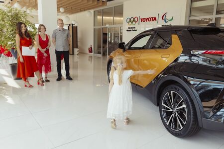 Mezinárodní úspěch: Čtyřletá česká malířka vyhrála v soutěži Toyota Dream Car 5000 dolarů