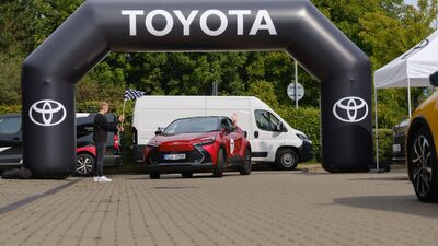 Toyota hostila další ročník závodu o nejefektivnější jízdu Eco Race