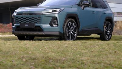 Červnový Toyota Týden přiváží novou RAV4 a akční nabídku na hybridní, plug-in hybridní i elektrické modely