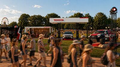 Toyota rozšiřuje zónu na Rock for People ve stylu benzinky