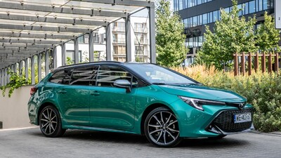 Toyota utrzymuje pozycję lidera polskiego rynku motoryzacyjnego. Aż sześć modeli w sierpniowym Top10 