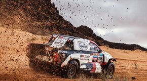 A címvédő TOYOTA GAZOO Racing növelte előnyét az élen a Dakar 4. szakaszán