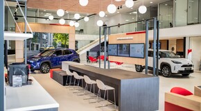 Evropská Toyota představila novou koncepci autosalonů