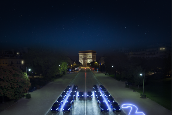 Darmowe przejazdy wodorową Toyotą Mirai w Paryżu