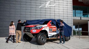 Toyota Hilux Dakar trafiła do muzeum Fernando Alonso 