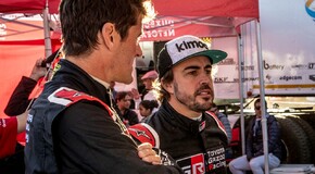  ALONSO ÉS COMA KEMÉNY TAPASZTALATSZERZÉSE FONTOS LÉPÉS A TOYOTA HILUXAL A DAKARHOZ VEZETŐ ÚTON?