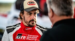 Fernando Alonso testował w Szczecinie Hiluxa zespołu TOYOTA GAZOO Racing