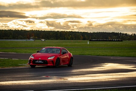 GR Supra triumfuje na zakończenie sezonu TOYOTA GR CUP