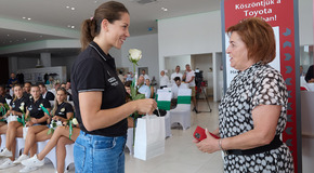 Környezetbarát Toyota C-HR-eket vezethetnek mostantól az FTC-Rail Cargo Hungaria női kézisei 
