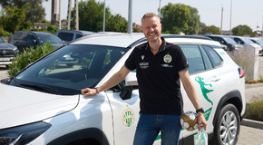Környezetbarát Toyota C-HR-eket vezethetnek mostantól az FTC-Rail Cargo Hungaria női kézisei 