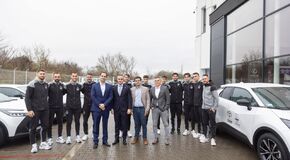 A Schiller Autó Családnak hála Toyotákat és Lexusokat használ majd az Újpest FC