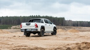 2021 Toyota Hilux Off-Road - Polska Premiera