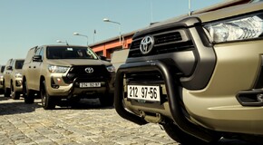 Armáda ČR přebrala prvních 60 vozů Toyota Hilux