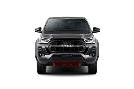 Toyota prezentuje nowego Hiluxa GR Sport inspirowanego rajdami 