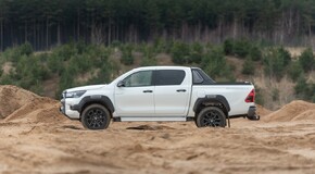 Hilux historia