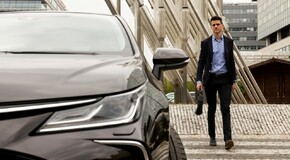 Toyota vyprodává benzínové modely Yaris a Corolla Sedan v akční nabídce Klasik